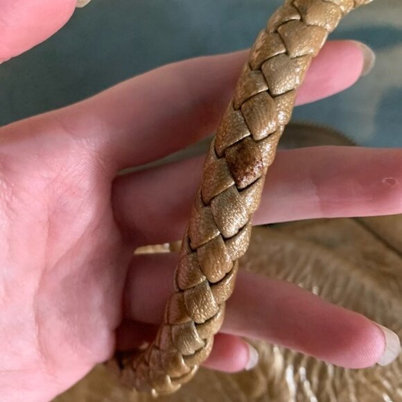 Botkier Gold Medium Size Hobo Bag Coin Purse - Picture 8 of 8